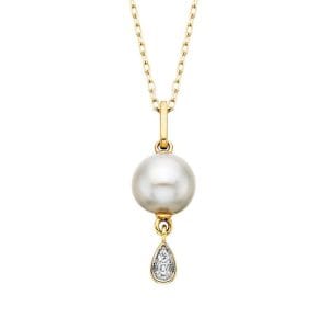Pearl Teardrop Pendant