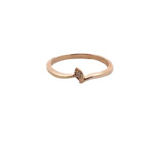 Leaf Detail Wedding Band