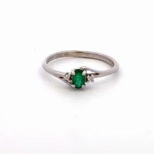 Petite Emerald Ring