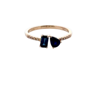 Sapphire Moi et Toi Ring